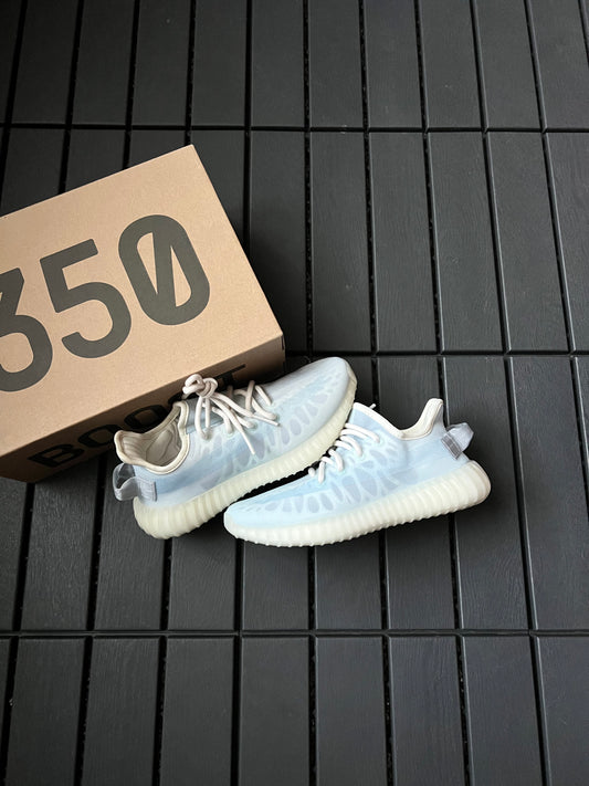 Adidas Yeezy Boost 350 V2 Mono Ice